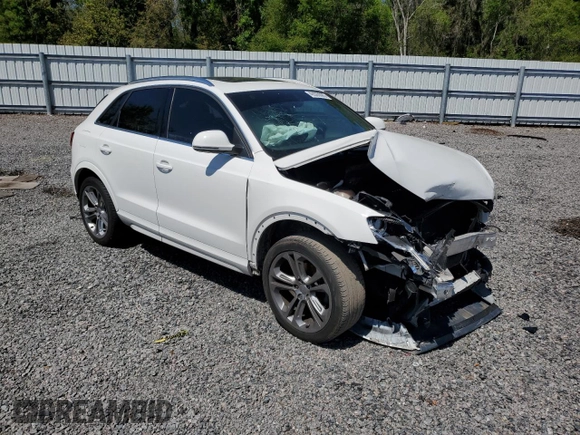 2016 Audi Q3 Premium Plus with VIN WA1BFCFS5GR024490, listed as a Copart auction lot 49300065 with 82,331 mi miles and Salvage Title. Bid and sale history available at carsss.com. Image 4.