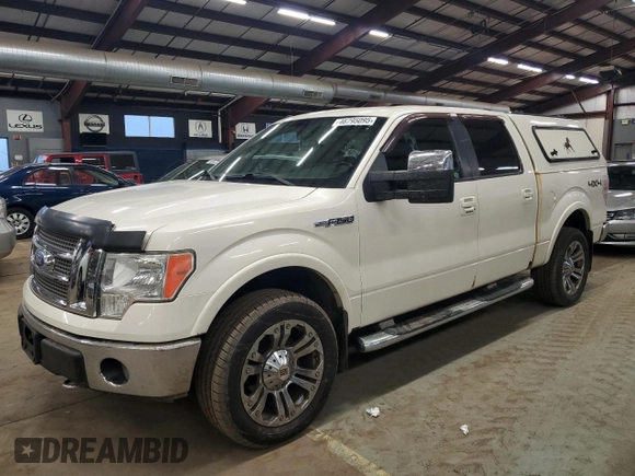 2009 Ford F-150 XL z VIN 1FTPW14V39KA73678, wystawiony jako Copart lot #46795095 z przebiegiem 212 420 mil mil oraz Tytuł czysty. Historia ofert i sprzedaży dostępna na DreamBid. Obrazek 1.