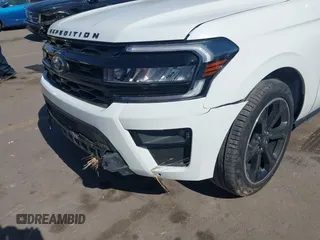 2024 Ford Expedition Max Limited с VIN 1FMJK2A81REA99518, выставлен на аукционе IAAI как лот 41735522 с пробегом 1 297 миль миль и . История ставок и продаж доступна на DreamBid. Изображение 18.