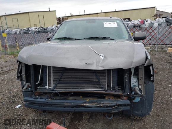 2012 Chevrolet Suburban LT with VIN 1GNSKJE78CR270714, listed as a IAAI auction lot 42210716 with 276,882 mi miles and . Bid and sale history available at DreamBid. Image 13.