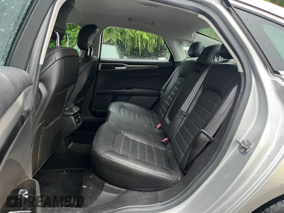 2013 Ford Fusion SE with VIN 3FA6P0HR4DR166803, listed as a Copart auction lot 65252895 with 57,279 mi miles and Clean title. Bid and sale history available at DreamBid. Image 6.