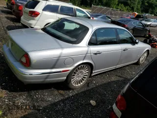 2006 Jaguar XJ Vanden Plas z VIN SAJWA82B46SG49807, wystawiony jako Copart lot #58930685 z przebiegiem 116 710 mil mil oraz Szkoda całkowita • Salvage title. Historia ofert i sprzedaży dostępna na DreamBid. Obrazek 3.