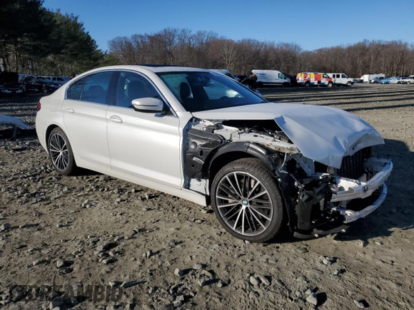2022 BMW 5 Series 530i xDrive with VIN WBA13BJ09NCL05425, listed as a Copart auction lot 46848405 with 17,683 mi miles and Salvage Title. Bid and sale history available at carsss.com. Image 4.