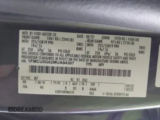 2021 Ford Escape SE z VIN 1FMCU0G62MUA94307, wystawiony jako IAAI lot #42018728 z przebiegiem 142 662 mil mil oraz . Historia ofert i sprzedaży dostępna na DreamBid. Obrazek 9.