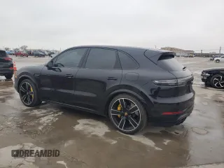 2021 Porsche Cayenne with VIN WP1AH2AY6MDA38066, listed as a Copart auction lot 44646275 with 24,178 mi miles and Salvage title. Bid and sale history available at DreamBid. Image 2.