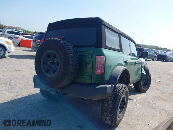 2023 Ford Bronco с VIN 1FMEE5DP0PLB60332, выставлен на аукционе IAAI как лот 42200832 с пробегом 54 921 миль миль и . История ставок и продаж доступна на DreamBid. Изображение 4.