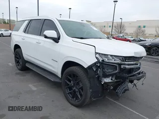 2021 Chevrolet Tahoe LT with VIN 1GNSCNKD5MR101752, listed as a IAAI auction lot 41597973 with 50,987 mi miles and . Bid and sale history available at DreamBid. Image 1.