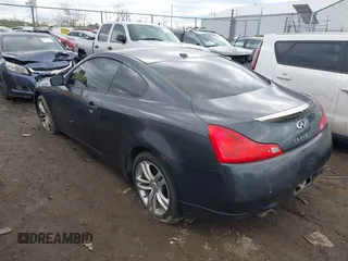 2010 Infiniti G37 Coupe x with VIN JN1CV6EL9AM151002, listed as a IAAI auction lot 42035688 with 209,757 mi miles. Bid and sale history available at carsss.com. Image 3.