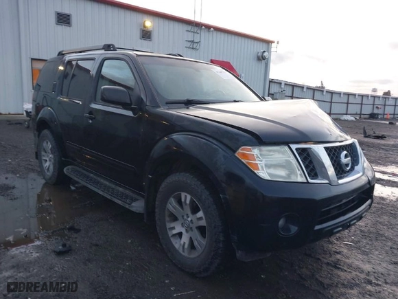 2010 Nissan Pathfinder SE with VIN 5N1AR1NB8AC626076, listed as a IAAI auction lot 41144235 with 172,709 mi miles. Bid and sale history available at carsss.com. Image 1.