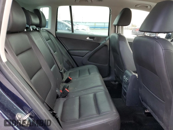2016 Volkswagen Tiguan SE with VIN WVGBV7AX3GW532425, listed as a Copart auction lot 48720835 with 88,312 mi miles and Salvage Title. Bid and sale history available at DreamBid. Image 10.