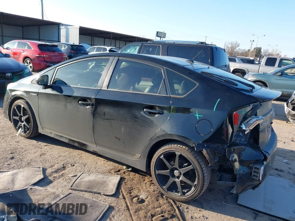 2011 Toyota Prius I with VIN JTDKN3DUXB0293692, listed as a IAAI auction lot 41628333 with 124,577 mi miles. Bid and sale history available at carsss.com. Image 3.
