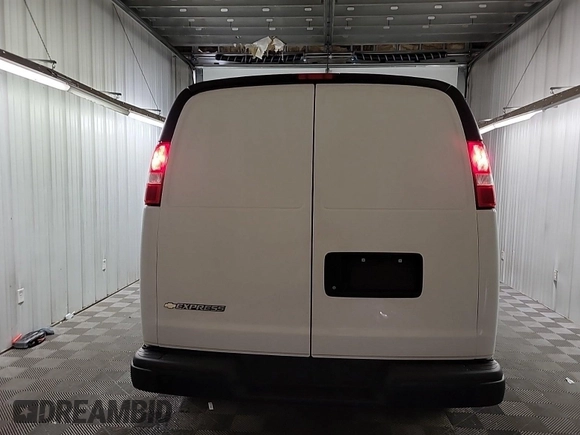 2022 Chevrolet Express Cargo with VIN 1GCWGAFPXN1225074, listed as a IAAI auction lot 42774188 with 101,508 mi miles and . Bid and sale history available at DreamBid. Image 15.