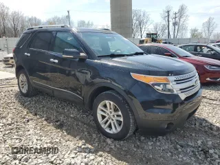 2011 Ford Explorer XLT z VIN 1FMHK8D82BGA15102, wystawiony jako Copart lot #53788215 z przebiegiem 137 326 mil mil oraz Czysty tytuł • Clean title. Historia ofert i sprzedaży dostępna na DreamBid. Obrazek 4.