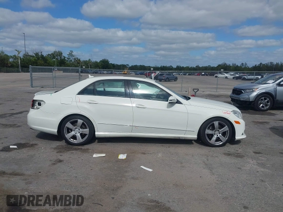 2011 Mercedes-Benz E 350 Luxury with VIN WDDHF8HB3BA489230, listed as a IAAI auction lot 42158712 with 211,875 mi miles and . Bid and sale history available at DreamBid. Image 13.