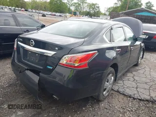 2014 Nissan Altima 2.5 with VIN 1N4AL3APXEC289585, listed as a IAAI auction lot 41982167 with 238,188 mi miles. Bid and sale history available at carsss.com. Image 4.