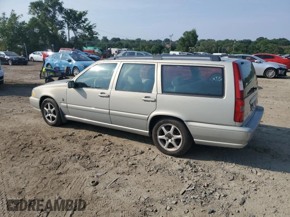 2000 Volvo V70 z VIN YV1LW61J1Y2714297, wystawiony jako Copart lot #60986905 z przebiegiem 110 891 mil mil oraz Szkoda całkowita • Salvage title. Historia ofert i sprzedaży dostępna na DreamBid. Obrazek 2.