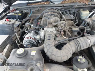 2006 Ford Mustang Standard with VIN 1ZVFT80N165264736, listed as a IAAI auction lot 41871329 with 144,304 mi miles and . Bid and sale history available at carsss.com. Image 10.