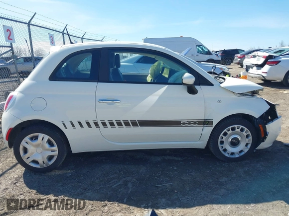 2012 FIAT 500 Pop z VIN 3C3CFFAR3CT343957, wystawiony jako IAAI lot #41898756 z przebiegiem 26 871 mil mil oraz . Historia ofert i sprzedaży dostępna na DreamBid. Obrazek 14.