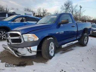 2015 Ram 1500 Tradesman z VIN 3C6JR6AT0FG559596, wystawiony jako Copart lot #87910435 z przebiegiem 115 492 mil mil oraz Szkoda całkowita • Salvage title. Historia ofert i sprzedaży dostępna na DreamBid. Obrazek 1.