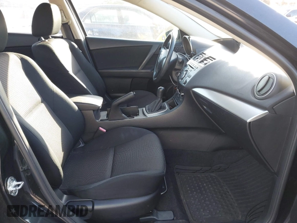 2012 Mazda 3 i Sport z VIN JM1BL1UG4C1527566, wystawiony jako IAAI lot #42394588 z przebiegiem 222 986 mil mil oraz . Historia ofert i sprzedaży dostępna na DreamBid. Obrazek 5.