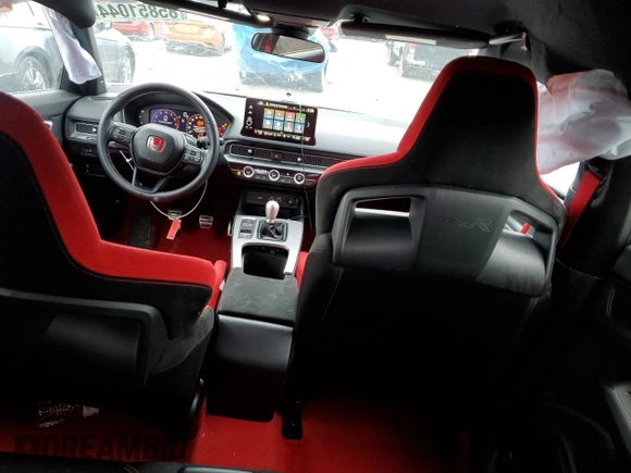2024 Honda Civic Type R z VIN JHMFL5G46RX002748, wystawiony jako Copart lot #85851044 z przebiegiem 15 766 mil mil oraz Nie do naprawy • Non repairable. Historia ofert i sprzedaży dostępna na DreamBid. Obrazek 8.