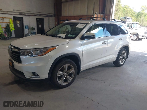 2015 Toyota Highlander Limited with VIN 5TDDKRFH1FS117329, listed as a IAAI auction lot 42776835 with 67,889 mi miles and . Bid and sale history available at DreamBid. Image 2.