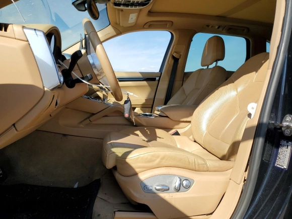 2016 Porsche Cayenne with VIN WP1AA2A21GLA09178, listed as a Copart auction lot 42731855 with 93,410 mi miles and Salvage Title. Bid and sale history available at carsss.com. Image 7.