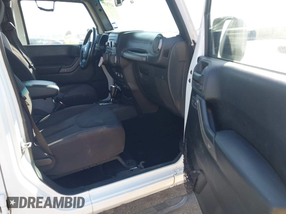 2014 Jeep Wrangler Unlimited Sport with VIN 1C4BJWDG2EL100591, listed as a IAAI auction lot 41578357 with 155,929 mi miles and . Bid and sale history available at DreamBid. Image 5.