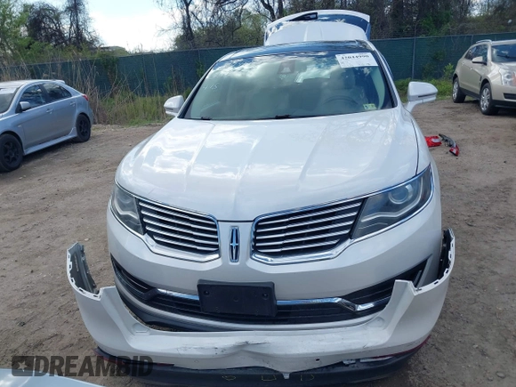2016 Lincoln MKX Select with VIN 2LMPJ6KR7GBL59266, listed as a IAAI auction lot 42044990 with 131,233 mi miles. Bid and sale history available at carsss.com. Image 13.