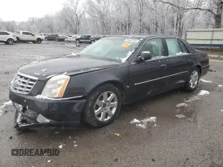 2008 Cadillac DTS w/1SD with VIN 1G6KD57Y28U197928, listed as a Copart auction lot 84482164 with 116,837 mi miles and Salvage Title. Bid and sale history available at carsss.com. Image 1.