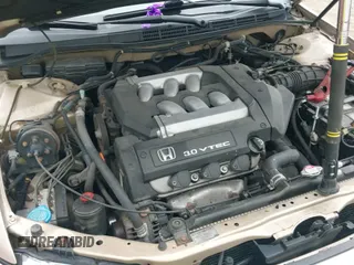 2001 Honda Accord EX z VIN 1HGCG16531A085429, wystawiony jako IAAI lot #43052616 z przebiegiem 198 140 mil mil oraz . Historia ofert i sprzedaży dostępna na DreamBid. Obrazek 19.