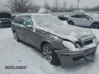 2009 Mercedes-Benz E 350 with VIN WDBUH87X99B438401, listed as a Copart auction lot 43974375 with 236,551 mi miles and Salvage Title. Bid and sale history available at DreamBid. Image 4.