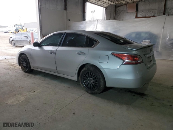 2014 Nissan Altima 2.5 S with VIN 1N4AL3AP8EN362747, listed as a Copart auction lot 49971455 with 118,352 mi miles and Salvage Title. Bid and sale history available at carsss.com. Image 2.
