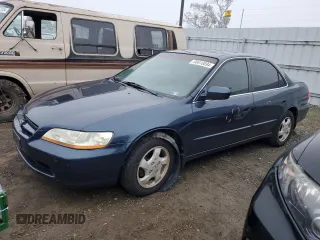 2000 Honda Accord EX z VIN JHMCG667XYC021737, wystawiony jako Copart lot #86610694 z przebiegiem 136 631 mil mil oraz Szkoda całkowita • Salvage title. Historia ofert i sprzedaży dostępna na DreamBid. Obrazek 1.