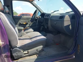 1996 Nissan Frontier XE с VIN 1N6SD16S8TC317536, выставлен на аукционе IAAI как лот 42840011 с пробегом 358 245 миль миль и . История ставок и продаж доступна на DreamBid. Изображение 5.
