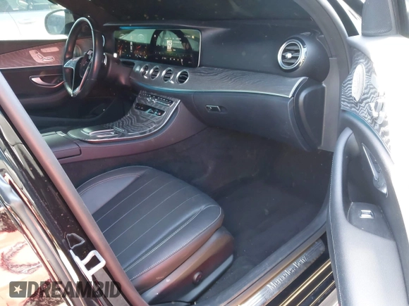 2021 Mercedes-Benz E-Class E 350 with VIN W1KZF8DB2MA918595, listed as a IAAI auction lot 41876355 with 58,508 mi miles. Bid and sale history available at carsss.com. Image 5.