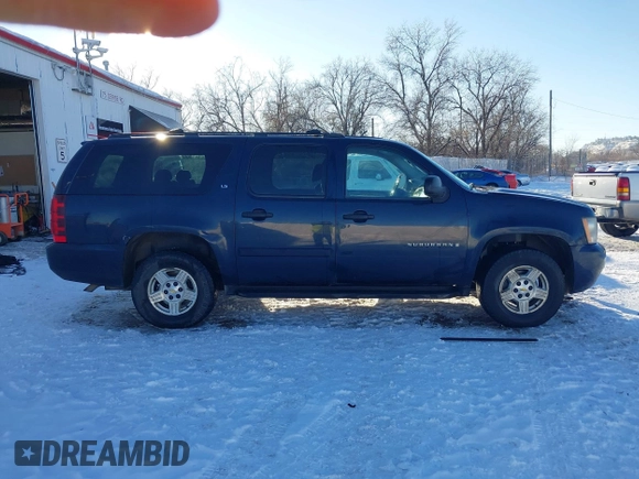 2008 Chevrolet Suburban Commercial with VIN 1GNFK16318J207263, listed as a IAAI auction lot 41246619 with 247,454 mi miles. Bid and sale history available at carsss.com. Image 13.