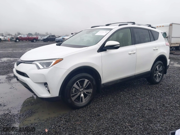 2017 Toyota RAV4 XLE with VIN JTMRFREV2HD212188, listed as a IAAI auction lot 41216790 with 79,594 mi miles. Bid and sale history available at carsss.com. Image 20.
