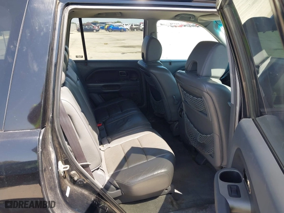 2006 Honda Pilot EX-L with VIN 2HKYF18566H554131, listed as a IAAI auction lot 42014554 with 187,765 mi miles. Bid and sale history available at carsss.com. Image 8.
