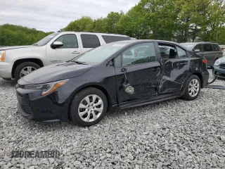 2024 Toyota Corolla LE z VIN 5YFB4MDE6RP141555, wystawiony jako Copart lot #57237505 z przebiegiem 11 774 mil mil oraz Szkoda całkowita • Salvage title. Historia ofert i sprzedaży dostępna na DreamBid. Obrazek 1.