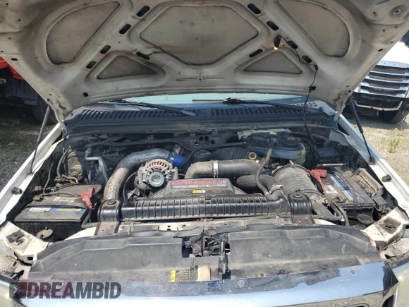 2006 Ford F-350 XL z VIN 1FTWW31P56EC54921, wystawiony jako Copart lot #60072945 z przebiegiem 297 681 mil mil oraz Szkoda całkowita • Salvage title. Historia ofert i sprzedaży dostępna na DreamBid. Obrazek 11.