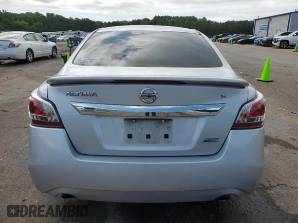 2015 Nissan Altima 2.5 with VIN 1N4AL3AP6FN401711, listed as a Copart auction lot 59462555 with 195,586 mi miles and Salvage title. Bid and sale history available at DreamBid. Image 6.