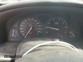 2000 Saturn SL with VIN 1G8ZK5276YZ255844, listed as a Copart auction lot 42003175 with 239,377 mi miles and Salvage title. Bid and sale history available at DreamBid. Image 9.