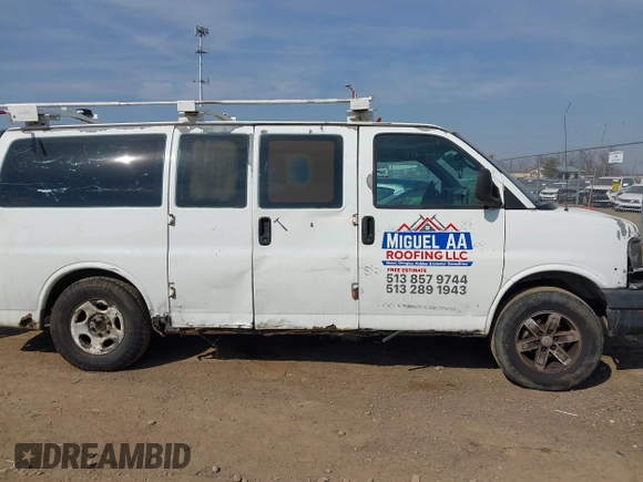 2004 Chevrolet Express Cargo z VIN 1GCFG15X741224268, wystawiony jako IAAI lot #41788116 z przebiegiem Nie podano mil oraz . Historia ofert i sprzedaży dostępna na DreamBid. Obrazek 13.