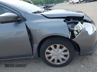 2016 Nissan Versa S z VIN 3N1CN7AP9GL829345, wystawiony jako IAAI lot #42441630 z przebiegiem 147 607 mil mil oraz . Historia ofert i sprzedaży dostępna na DreamBid. Obrazek 17.