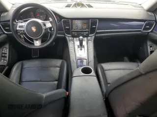 2014 Porsche Panamera z VIN WP0AA2A76EL010143, wystawiony jako Copart lot #54750715 z przebiegiem 132 333 mil mil oraz Szkoda całkowita • Salvage title. Historia ofert i sprzedaży dostępna na DreamBid. Obrazek 8.