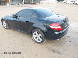 2007 Mercedes-Benz SLK 280 with VIN WDBWK54F77F143209, listed as a IAAI auction lot 41253888 with 113,025 mi miles and . Bid and sale history available at DreamBid. Image 3.