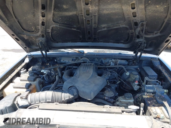 1997 Ford Explorer XL with VIN 1FMDU34E1VZB70489, listed as a IAAI auction lot 42610172 with 252,515 mi miles and . Bid and sale history available at DreamBid. Image 10.