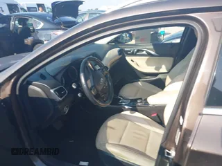 2017 Infiniti QX30 Premium z VIN SJKCH5CP4HA023330, wystawiony jako IAAI lot #42407253 z przebiegiem 132 317 mil mil oraz . Historia ofert i sprzedaży dostępna na DreamBid. Obrazek 16.