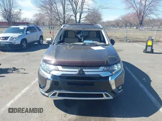 2020 Mitsubishi Outlander GT z VIN JA4JZ4AX4LZ008884, wystawiony jako IAAI lot #41800171 z przebiegiem 59 533 mil mil oraz . Historia ofert i sprzedaży dostępna na DreamBid. Obrazek 12.